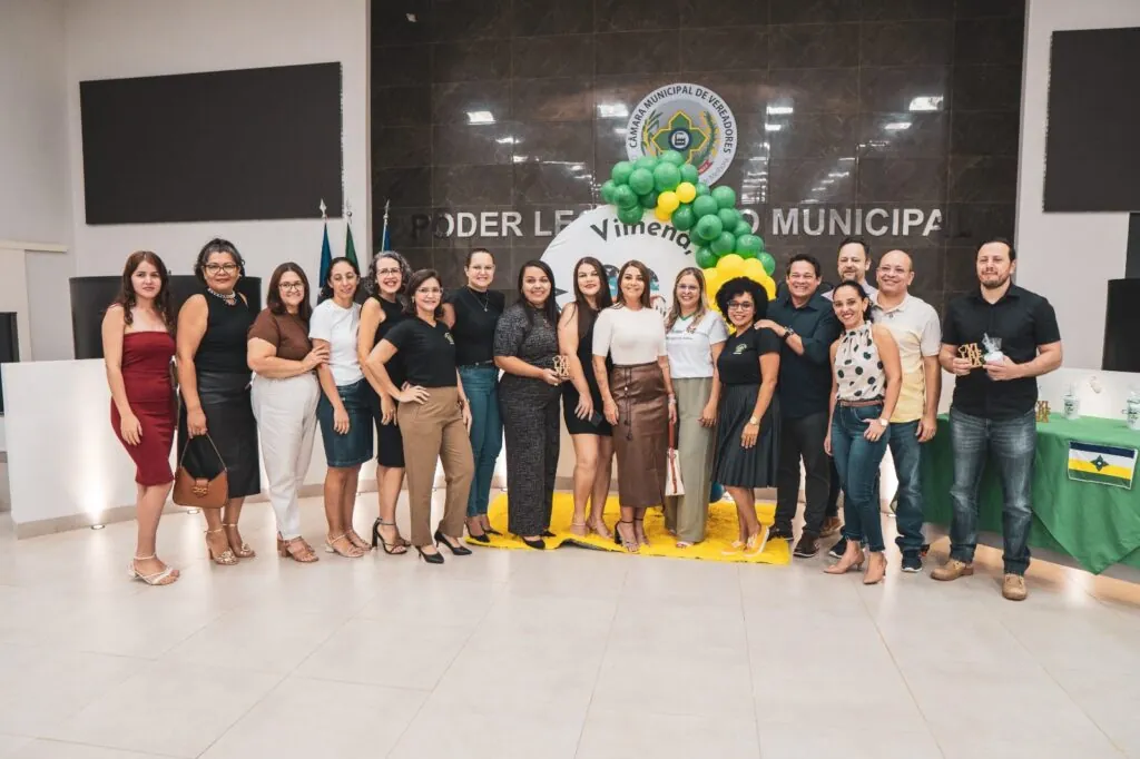 Alunos lançam documentário